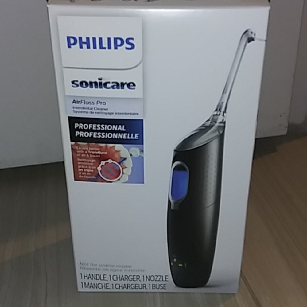 Philips AirFloss Pro Handle, Charger, Nozzle